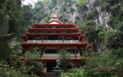 Traumhafter Sam Poh Tong Tempel südlich von Ipoh